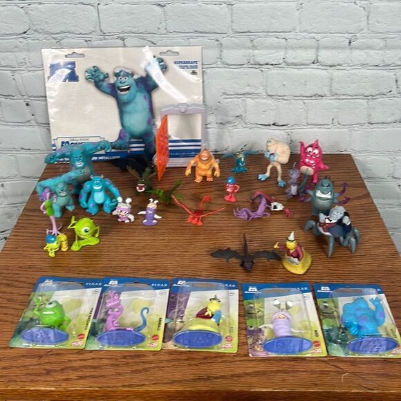 Monster Inc. Characters 30 & XL Mylar balloon - Picture 1 of 7